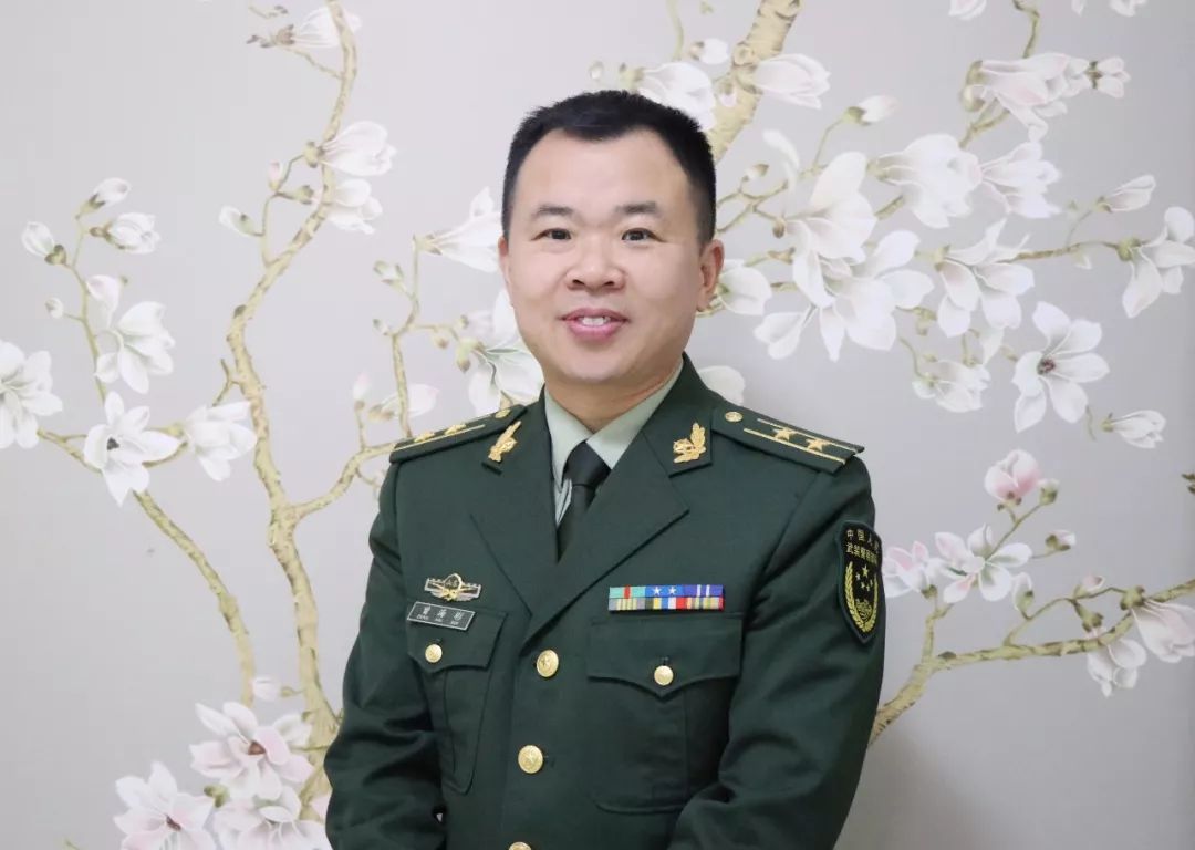 武警中校待遇详解
