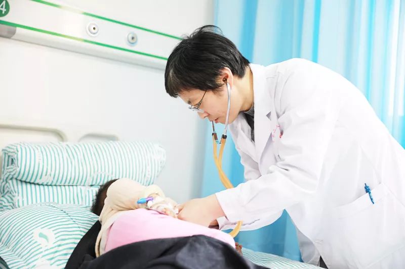 温州附二院儿科呼吸专家——守护儿童呼吸健康的守护者