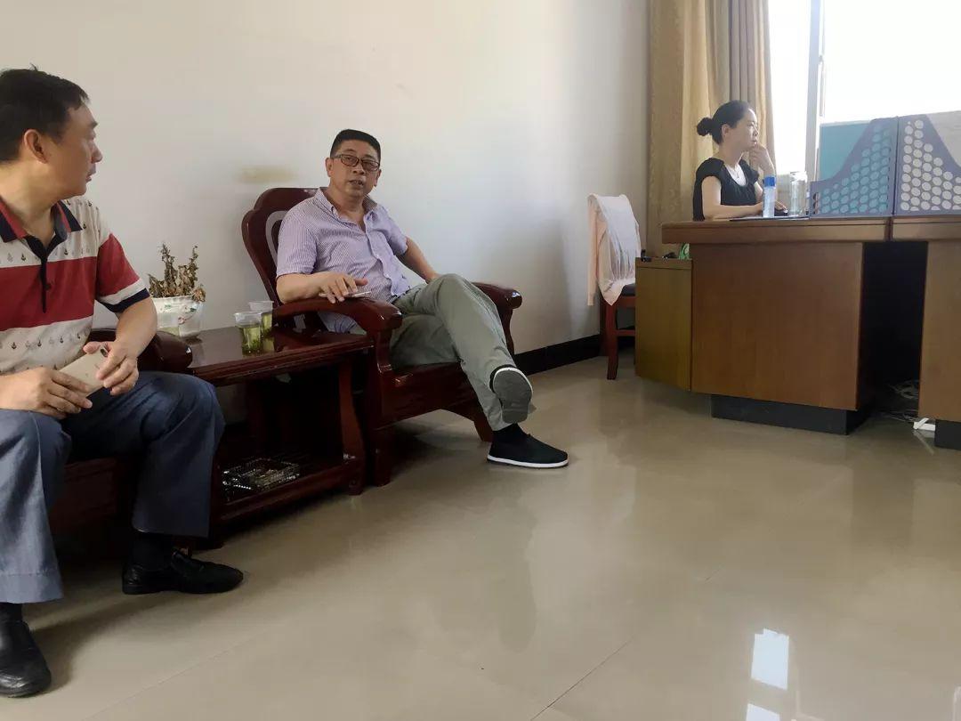 莲藕商标图案，传统与现代的完美结合