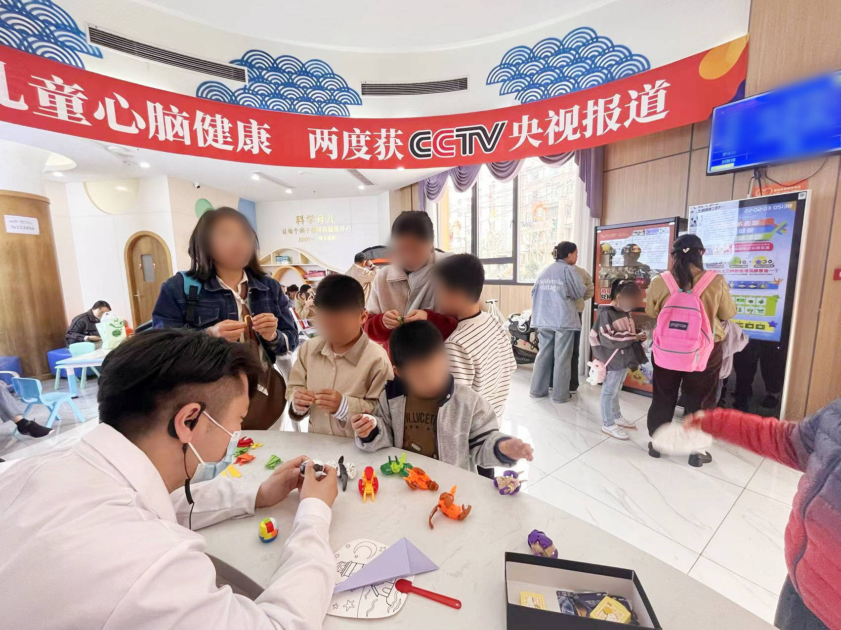 儿童医院眼科专家——守护儿童眼健康的守护者