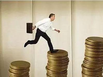 信贷发票标准，构建规范化、透明化的金融交易基石