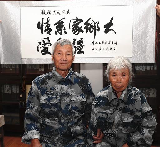 探索06式伞兵护裸袜，设计背后的故事与意义