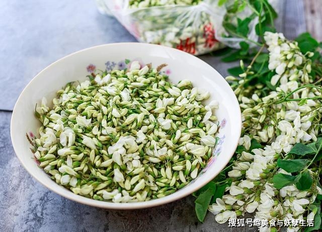紫藤品种繁多，开花长的品种探析
