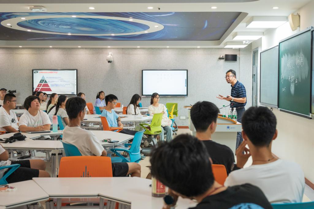 探索未来，启程学习之旅 —— 培训学校语音宣传词