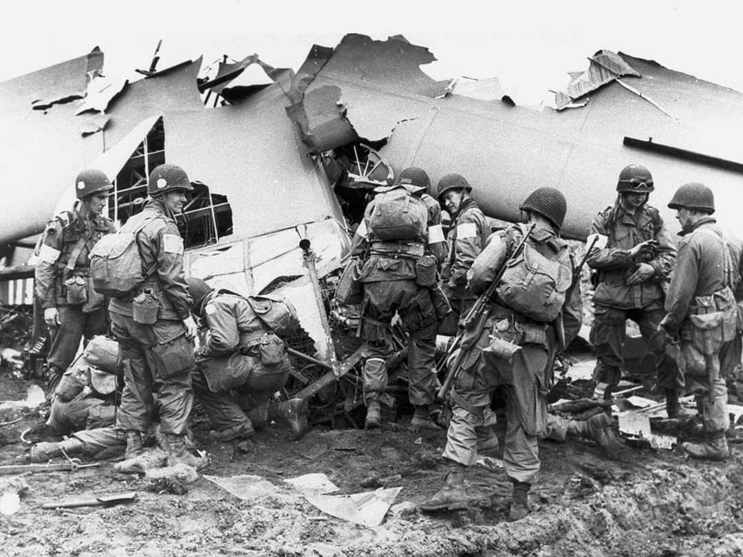 伞兵死亡率，现代战争中的挑战与应对
