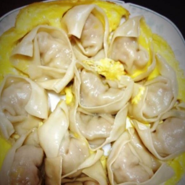 蛋花馄饨，一道美味的中式传统小吃